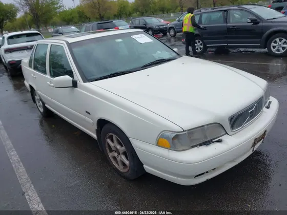 1998 Volvo S70 GLT