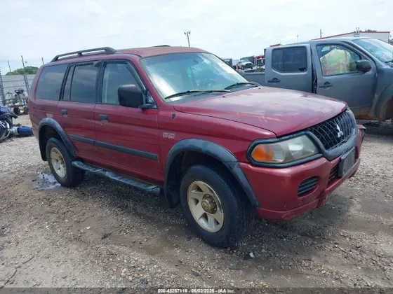 2003 Mitsubishi Montero Sport ES