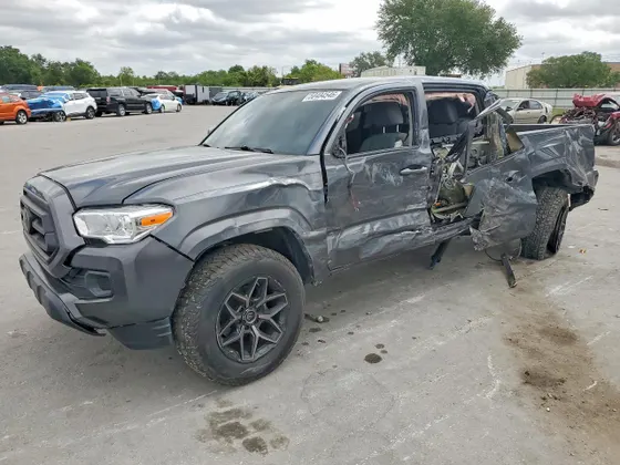 2023 Toyota Tacoma 4WD TRD Off Road