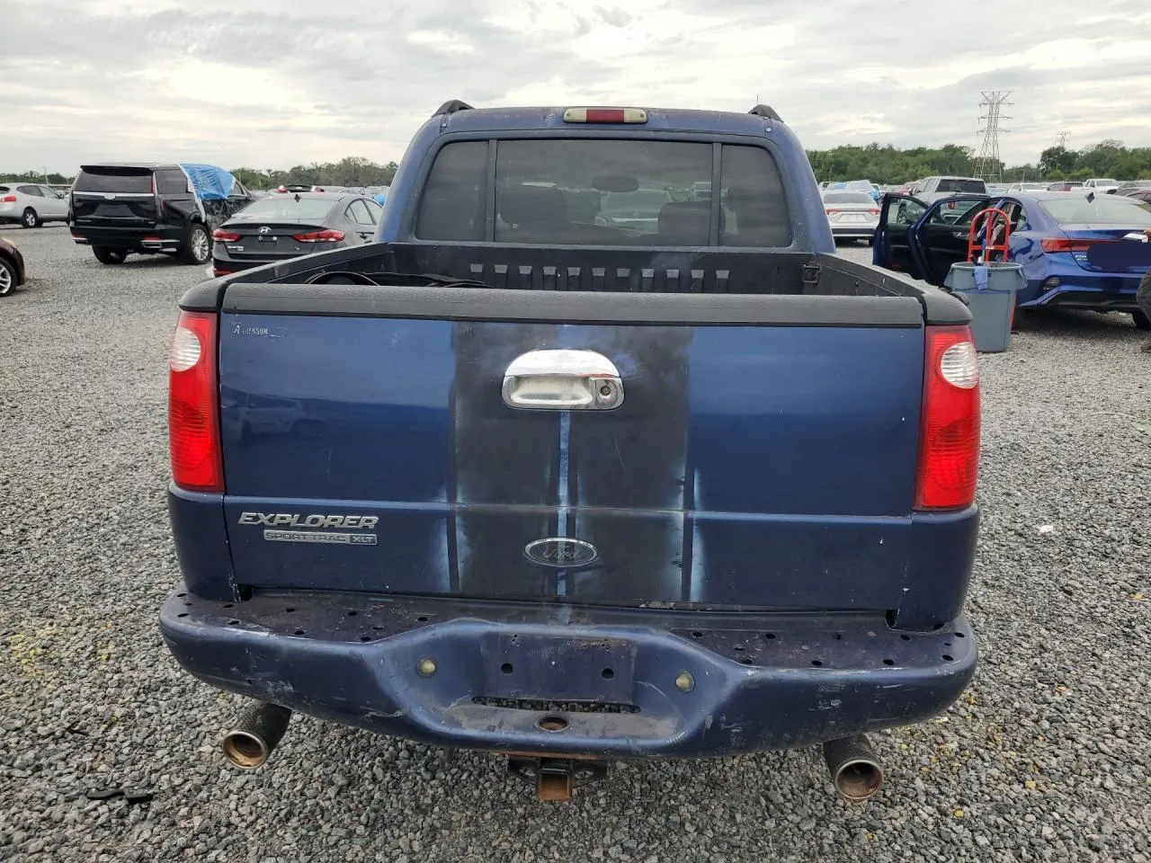 2005 Ford Explorer Sport Trac XLS