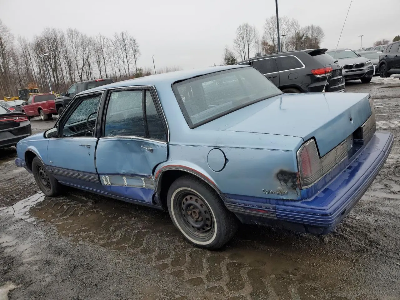 1991 Oldsmobile Delta 88 ROYALE