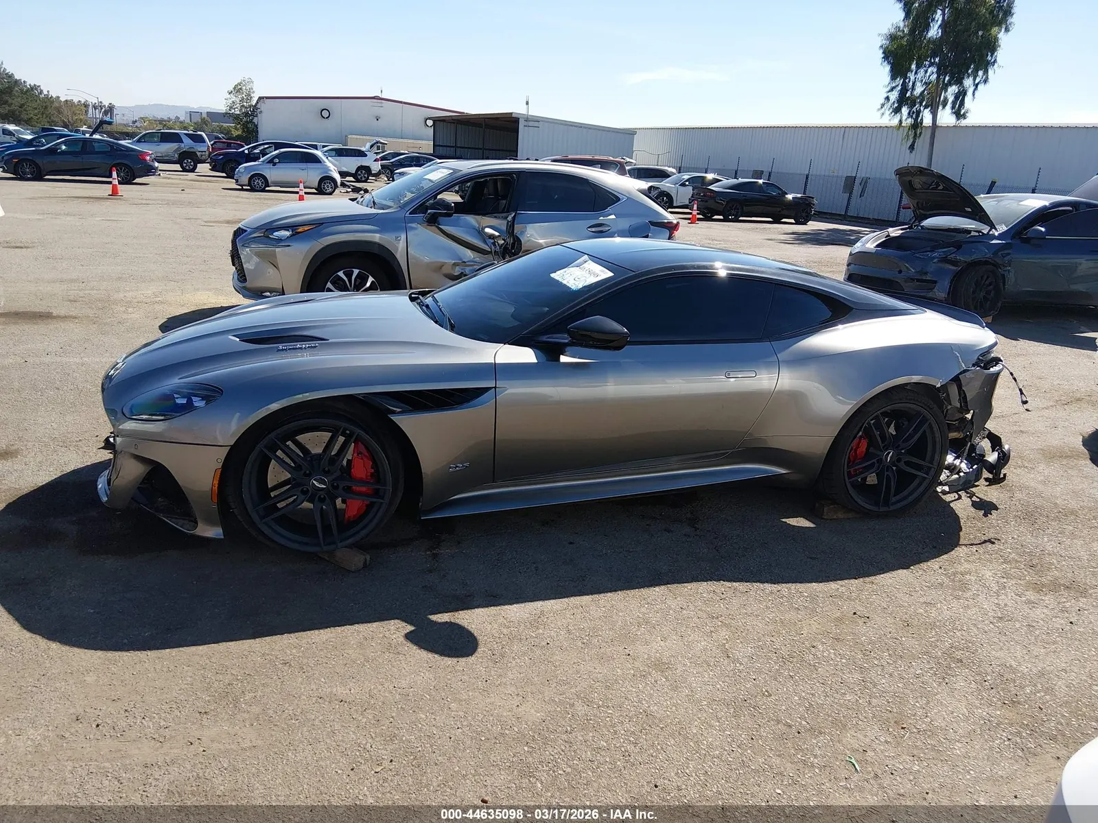 2019 Aston Martin DBS Superleggera