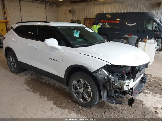 2024 Chevrolet Blazer LT