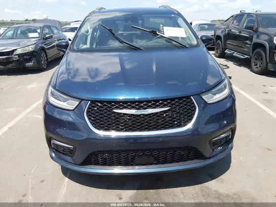 2021 Chrysler Pacifica Hybrid Touring L