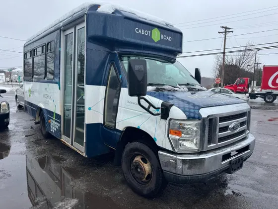 2012 Ford ECONOLINE CARGO E350 SUPER DUTY CUTAWAY VAN