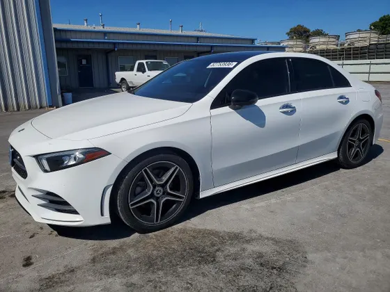 2021 Mercedes-Benz A-Class A 220