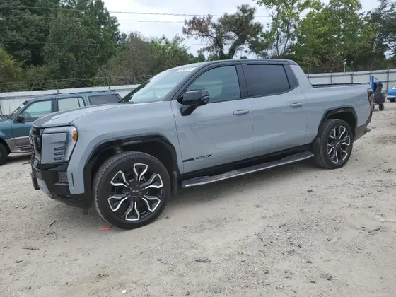 2024 GMC Sierra EV Denali Edition 1