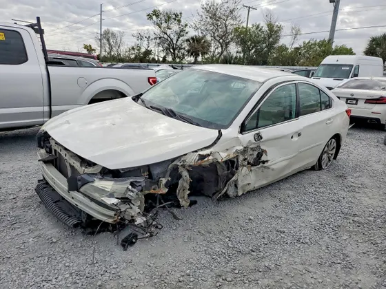 2017 Subaru Legacy