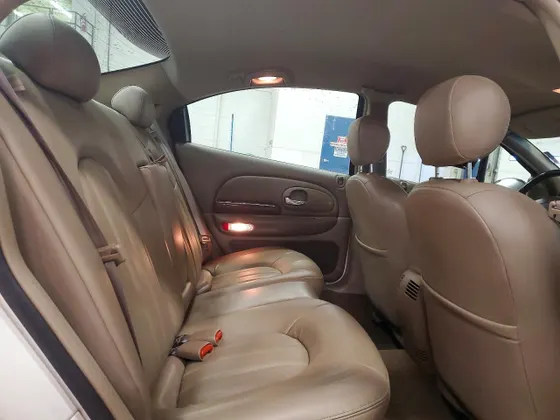 2001 Chrysler 300M
