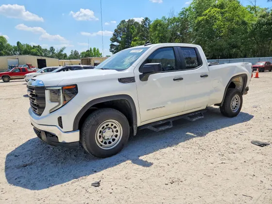 2024 GMC Sierra 1500 Pro