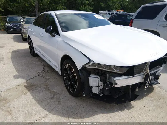 2024 Kia K5 GT-Line