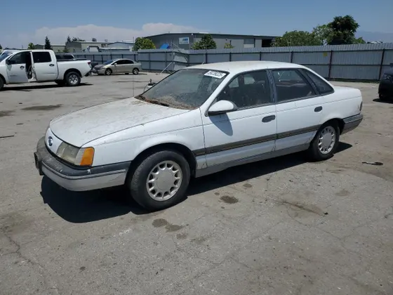 1989 Ford Taurus GL