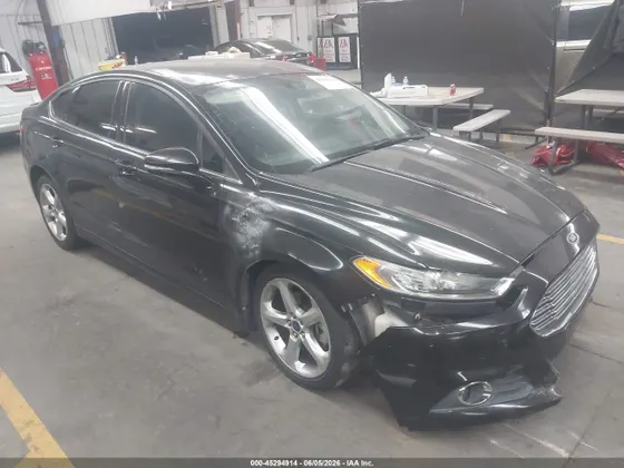 2013 Ford Fusion SE