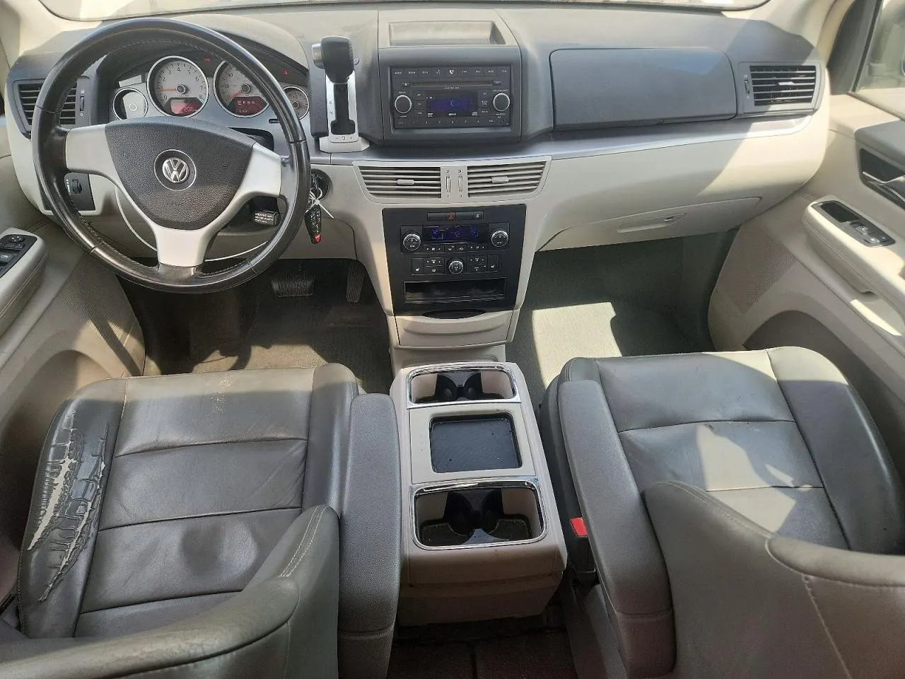 2009 Volkswagen Routan SEL