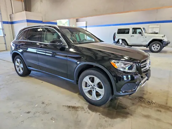 2018 Mercedes-Benz GLC GLC 300