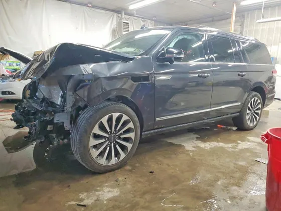 2024 Lincoln Navigator L Reserve