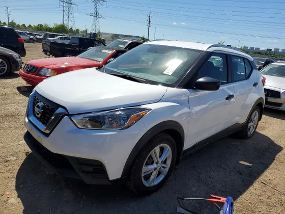 2018 Nissan Kicks S
