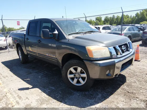 2011 Nissan Titan S