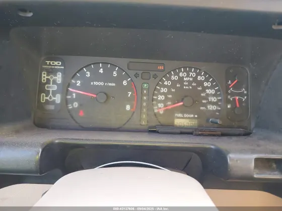 2000 Isuzu Trooper S