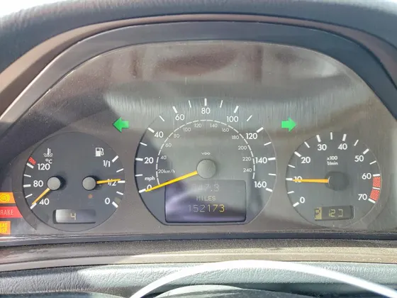 2002 Mercedes-Benz CLK-Class CLK
