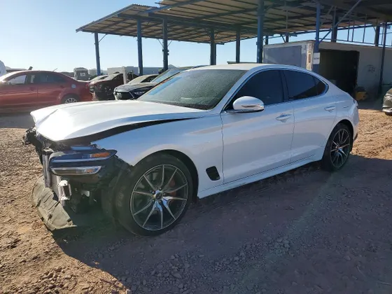 2025 Genesis G70 2.5T