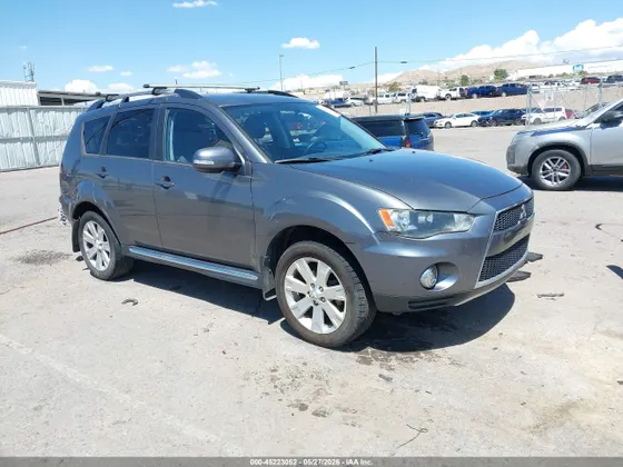 2012 Mitsubishi Outlander SE