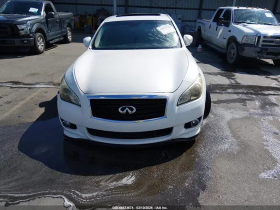 2012 INFINITI M56