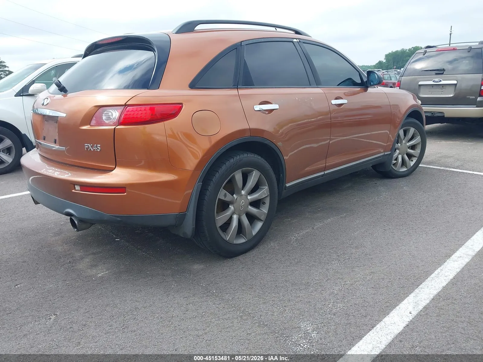 2003 INFINITI FX45 w/o Options