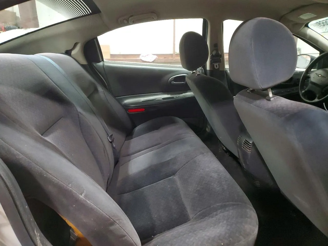 2002 Chrysler INTREPID