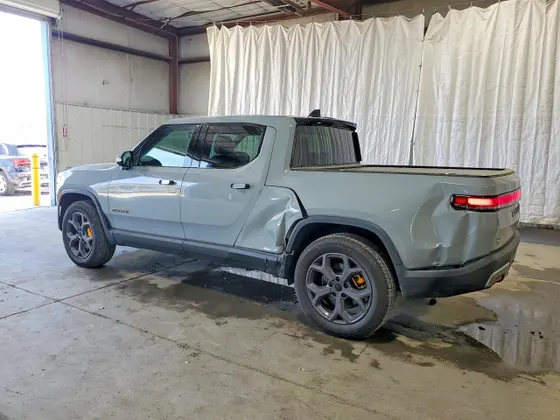 2022 Rivian R1T Launch Edition