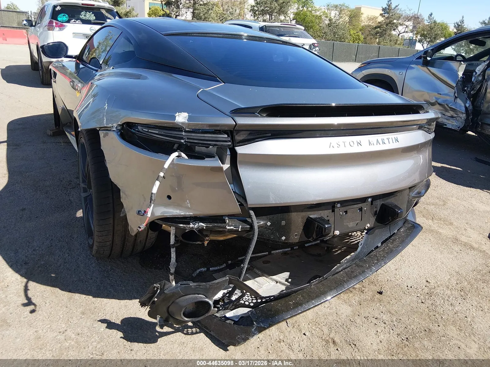 2019 Aston Martin DBS Superleggera