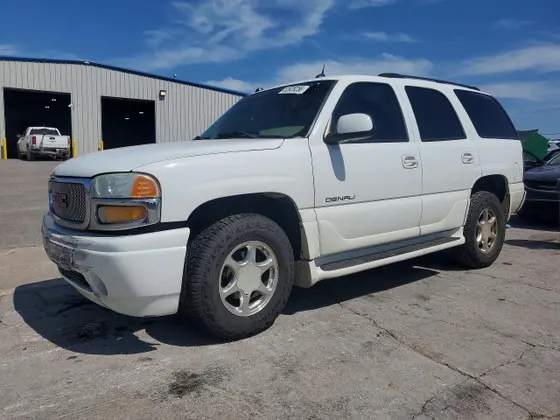 2004 GMC Yukon Denali YUKON