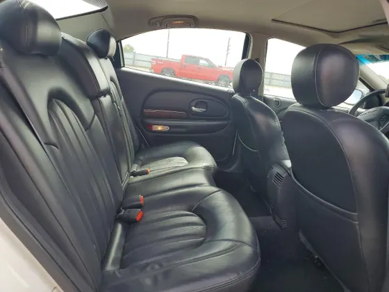 2001 Chrysler 300M