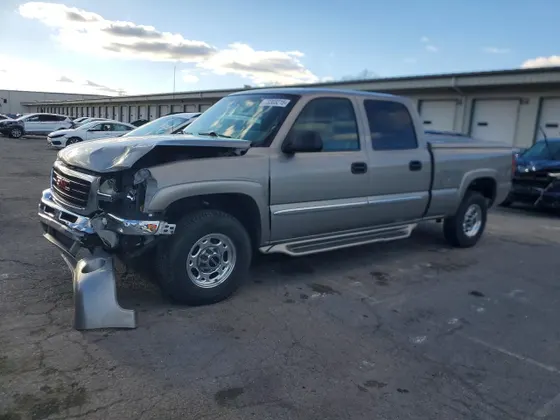 2003 GMC Sierra 1500HD SLE