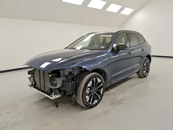 2026 Volvo XC60 Plus