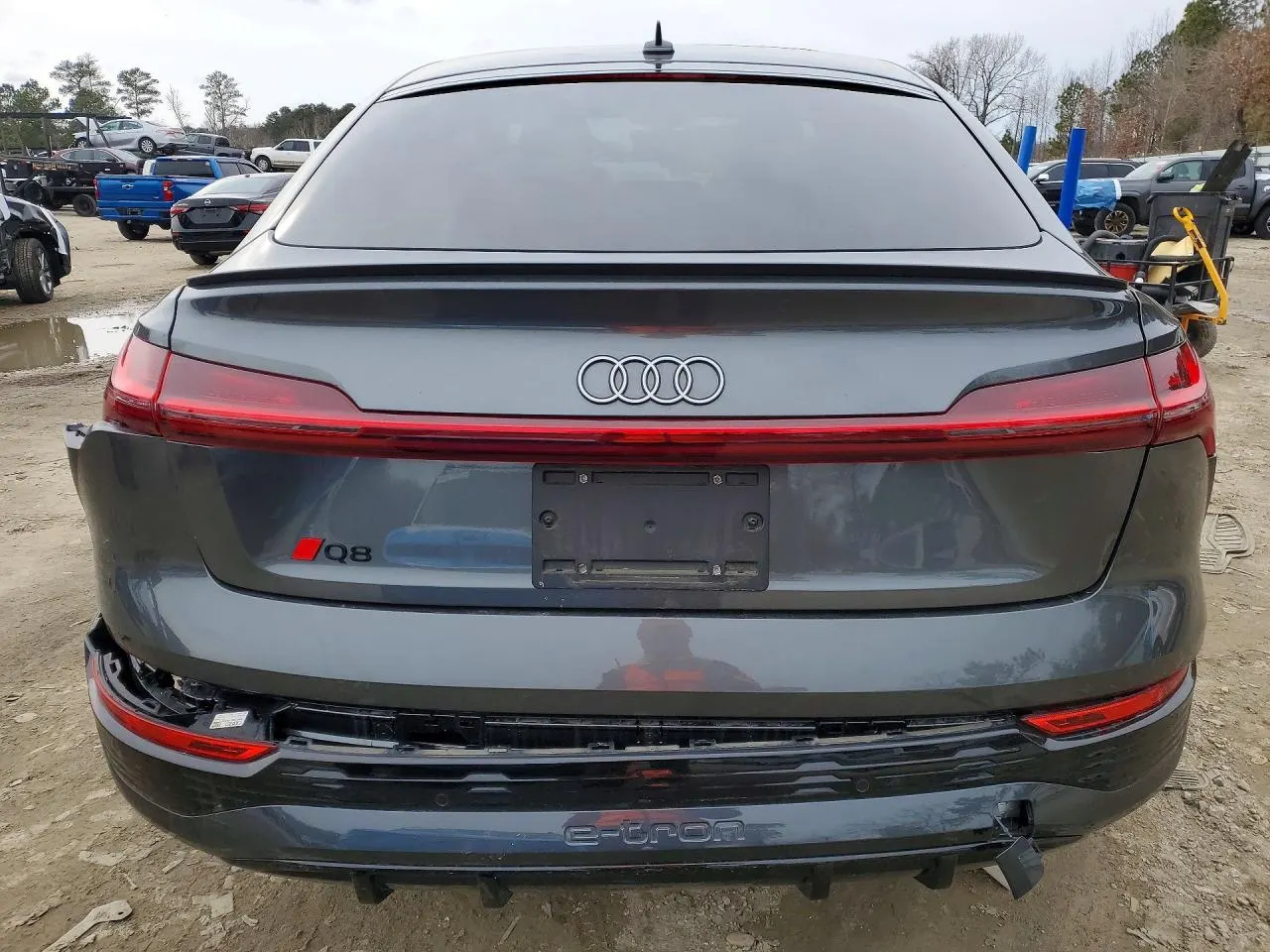 2024 Audi Q8 e-tron Sportback S line Premium Plus