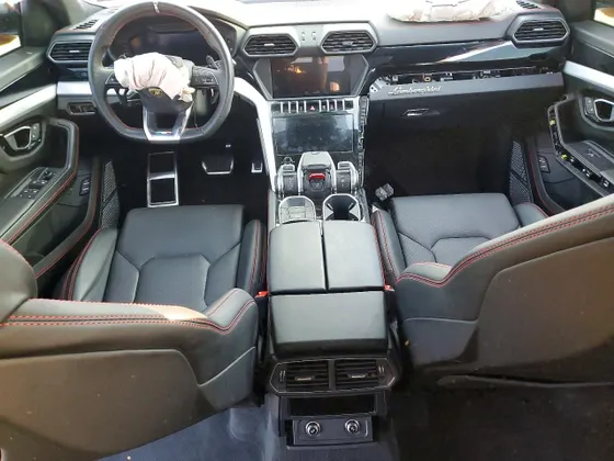 2019 Lamborghini Urus