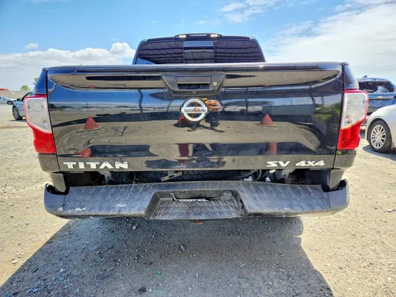 2018 Nissan Titan PRO-4X