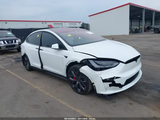 2026 Tesla Model X Plaid