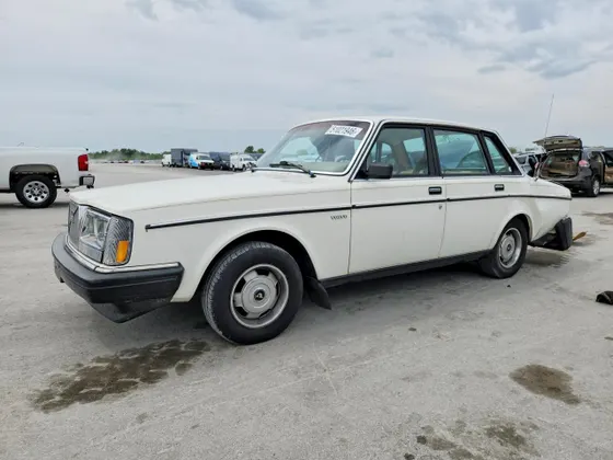 1984 Volvo DL