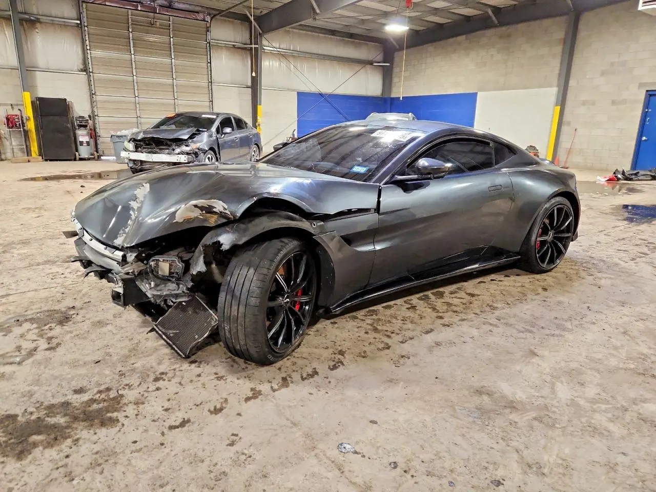 2019 Aston Martin Vantage