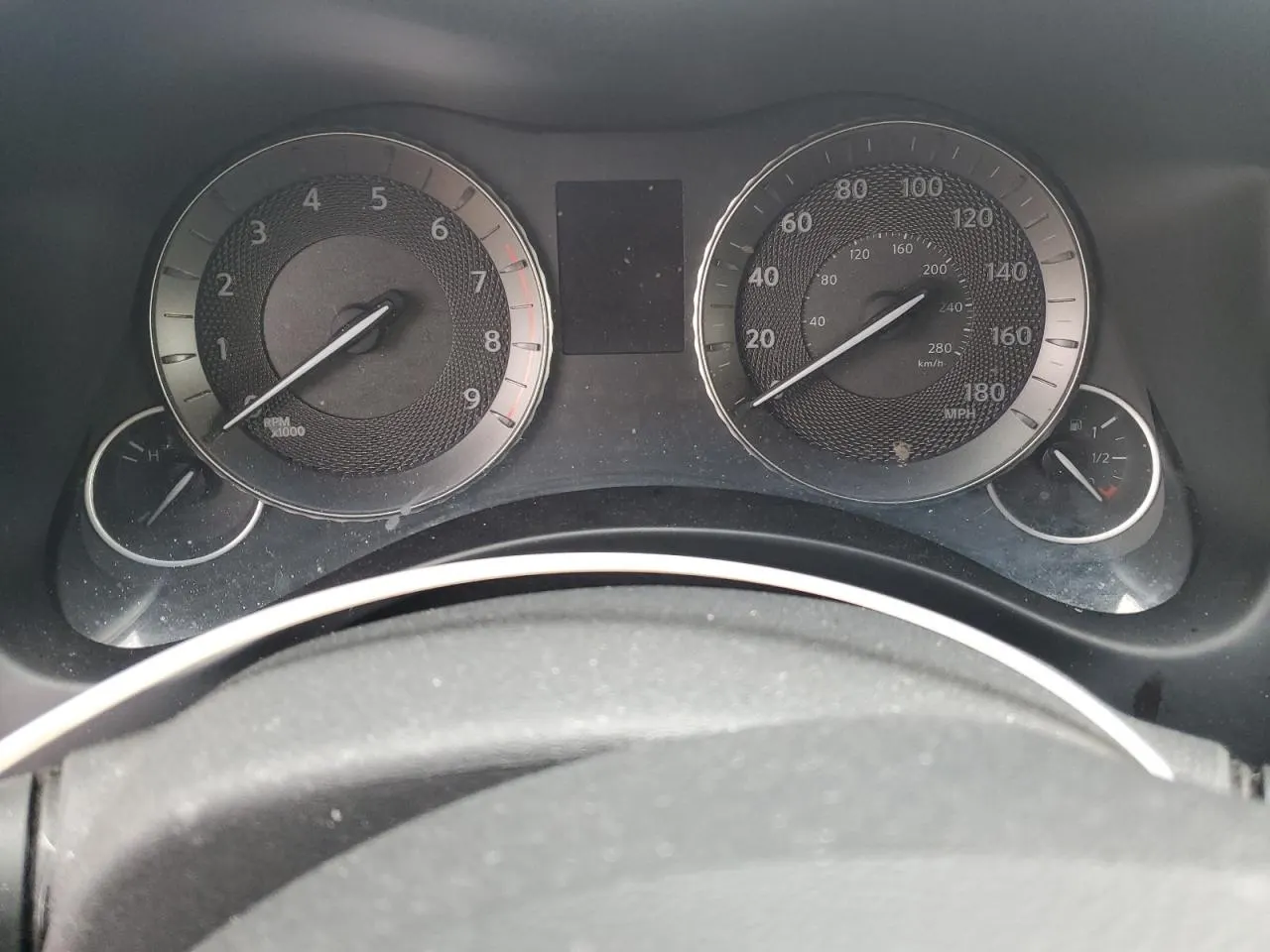 2012 INFINITI M56