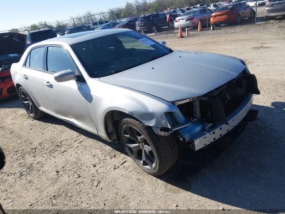 2022 Chrysler 300 300S