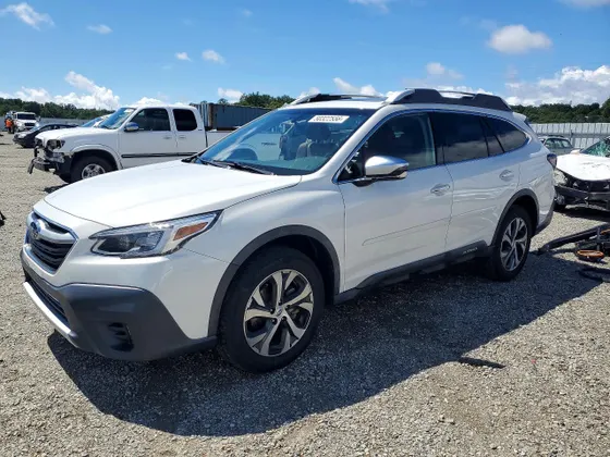 2020 Subaru Outback Touring XT