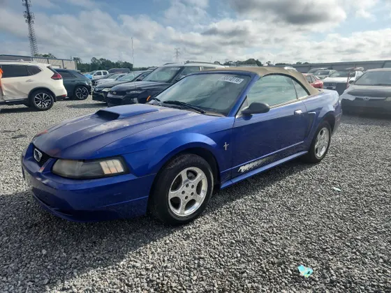 2003 Ford Mustang Deluxe