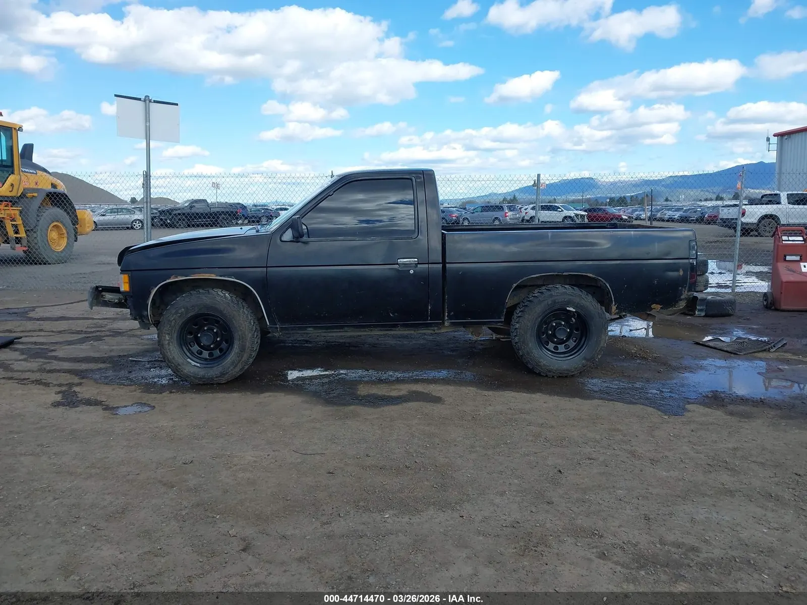 1989 Nissan Hardbody SHORT BED