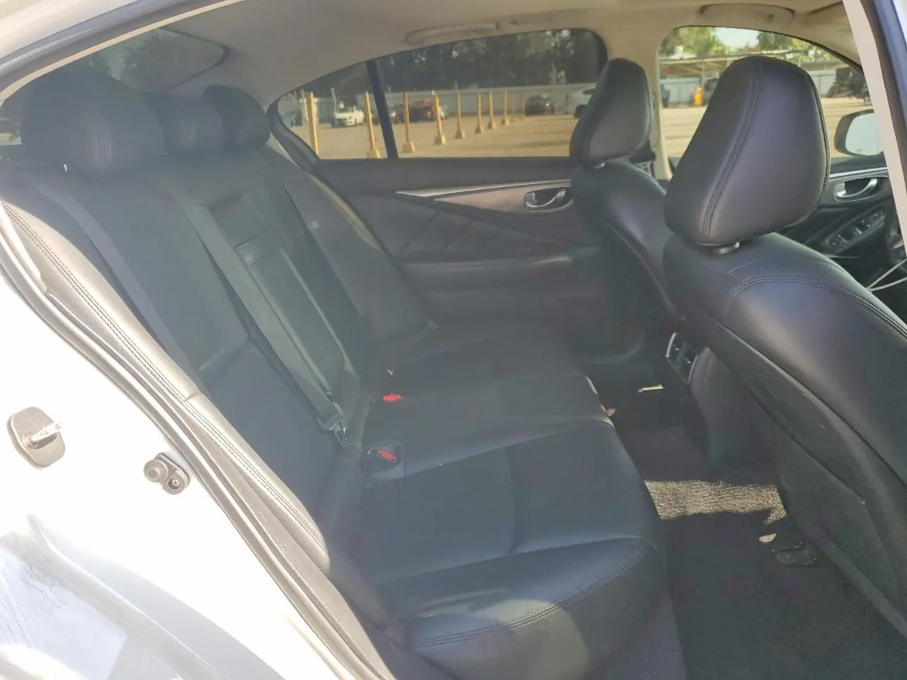 2015 INFINITI Q50 Premium