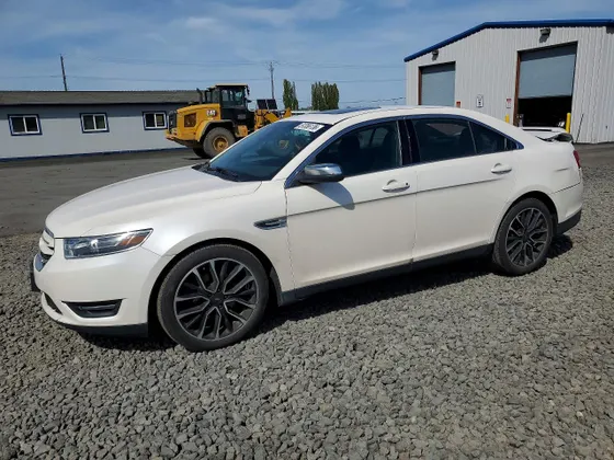 2019 Ford Taurus Limited