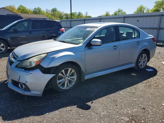 2013 Subaru Legacy 2.5i Limited