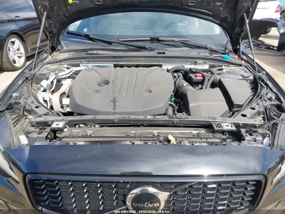 2025 Volvo S60 Core